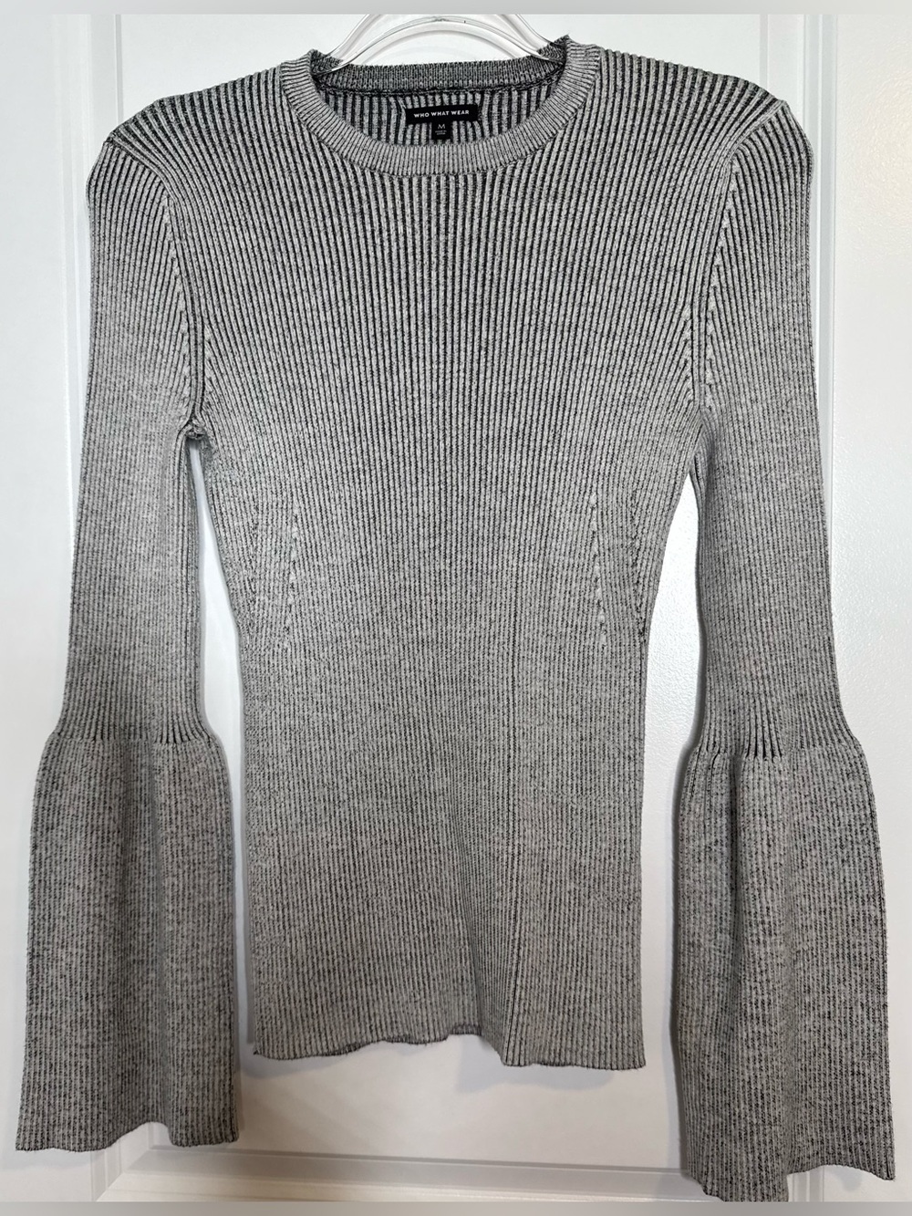 Who What Wear Gray Ribbed Bell-Sleeve Crewneck Sweater Sz MD stretch